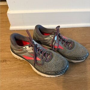 Brooks Adrenaline GTS 18